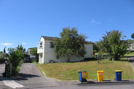 Photo of property in 12 Felicity Place, Unsworth Heights, Auckland, 0632