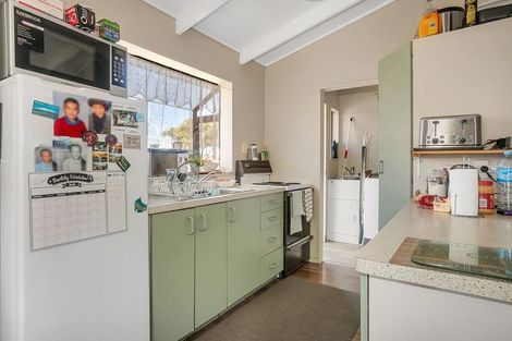 Photo of property in 24 Freda Place, Favona, Auckland, 2024