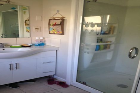 Photo of property in 222 Waiwhetu Road, Waterloo, Lower Hutt, 5011