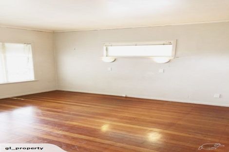 Photo of property in 2137 Great North Road, Avondale, Auckland, 0600