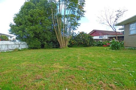 Photo of property in 6 Serrano Place, Clover Park, Auckland, 2023