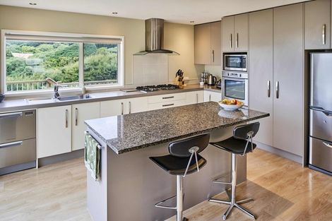 Photo of property in 19 Gray Street, Pukerua Bay, 5026