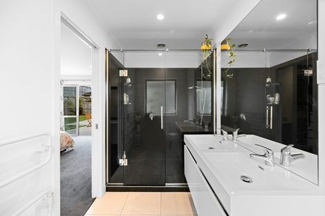 Photo of property in 72 Cumberland Drive, Flagstaff, Hamilton, 3210