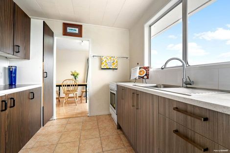 Photo of property in 2/26a Boundary Road, Clover Park, Auckland, 2019