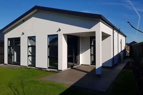 Photo of property in 26 Chambers Avenue, Woodend, 7610