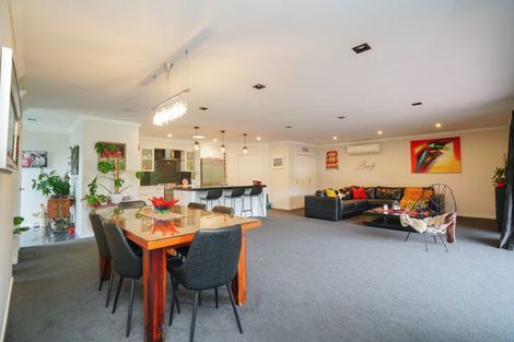 Photo of property in 40 Matua Grove, Otatara, Invercargill, 9879