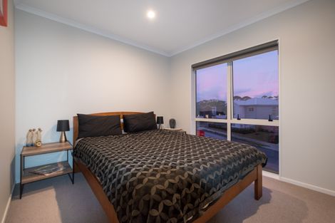 Photo of property in 6 Vincent Mcgrath Crescent, Swanson, Auckland, 0614