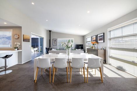 Photo of property in 36 Minaret Ridge, Wanaka, 9305