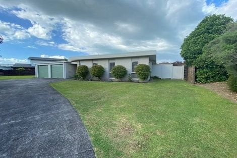 Photo of property in 21a Bramley Drive, Farm Cove, Auckland, 2012