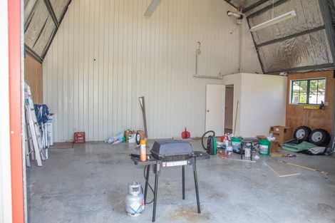 Photo of property in 42 Walker Road West, Aongatete, 3178