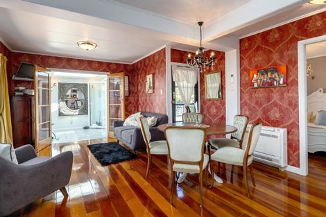 Photo of property in 1b Dublin Street, Martinborough, 5711