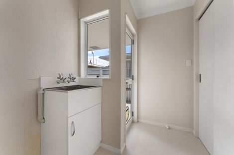 Photo of property in 49a Bath Street, Levin, 5510