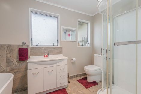 Photo of property in 9 Totara Place, Pahiatua, 4910