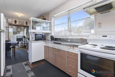 Photo of property in 4 Lawford Place, Mangere, Auckland, 2022