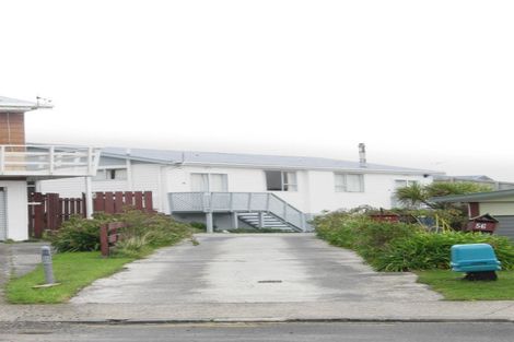 Photo of property in 49 Edgecombe Street, Newlands, Wellington, 6037