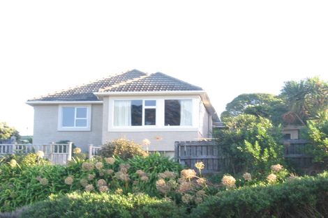 Photo of property in 140 Main Road, Titahi Bay, Porirua, 5022