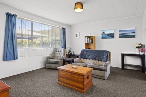 Photo of property in 186b Wellington Road, Wainuiomata, Lower Hutt, 5014