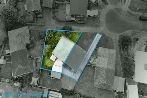 Photo of property in 2/36 Blacklock Avenue, Henderson, Auckland, 0612