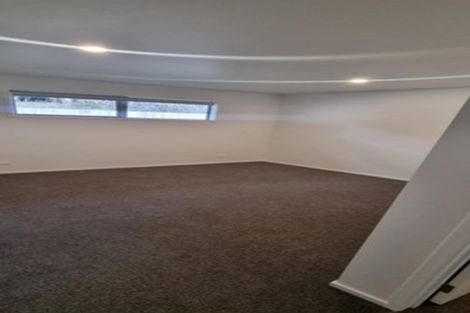 Photo of property in 8 Monterey Rise, Te Kamo, 0112