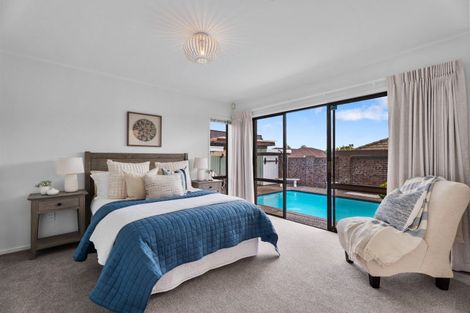 Photo of property in 1 Bolton Street, Blockhouse Bay, Auckland, 0600