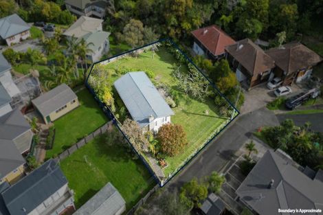 Photo of property in 70 Lake Road, Northcote, Auckland, 0627