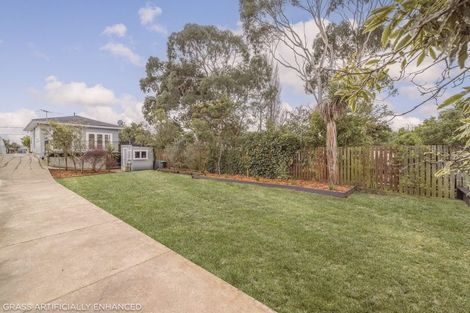 Photo of property in 119 Bowhill Road, New Brighton, Christchurch, 8083