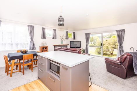 Photo of property in 10 Edward Street, Mangapapa, Gisborne, 4010