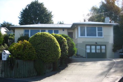 Photo of property in 32 Centennial Avenue, Helensburgh, Dunedin, 9010