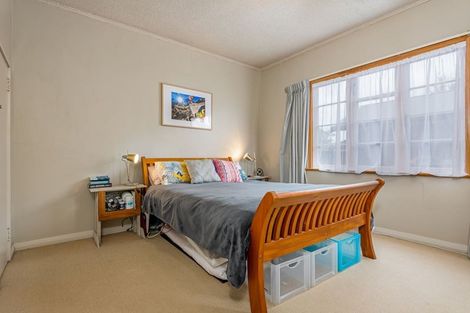 Photo of property in 8 Graham Place, West End, Palmerston North, 4410