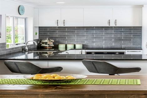 Photo of property in 53b Howe Street, Howick, Auckland, 2014