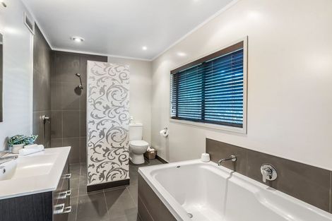 Photo of property in 161 Kimihia Road, Huntly, 3771