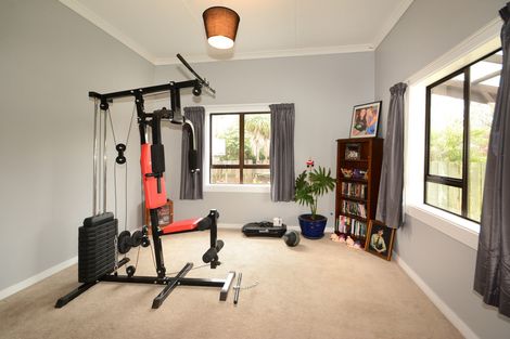 Photo of property in 2a Neill Street, Green Island, Dunedin, 9018