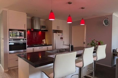 Photo of property in 35 Te Wharo Drive, Papamoa, 3118