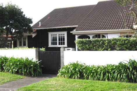 Photo of property in 35 Ludlam Street, Seatoun, Wellington, 6022