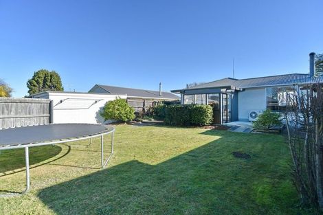 Photo of property in 32 Ashwood Street, Parklands, Christchurch, 8083