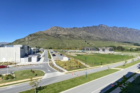 Photo of property in Wyndham Gardens Apartments, 30 Red Oaks Drive, Frankton, Queenstown, 9300