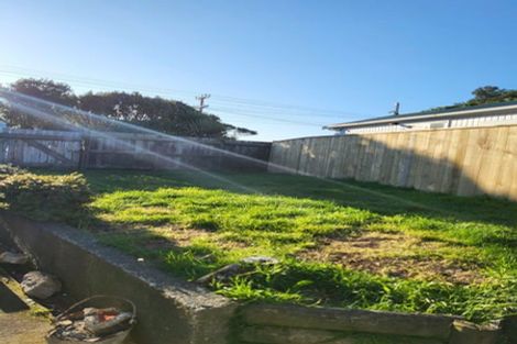 Photo of property in 21 Tarawera Road, Johnsonville, Wellington, 6037