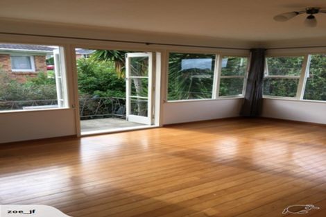 Photo of property in 1/4 Margaret Place, Milford, Auckland, 0620