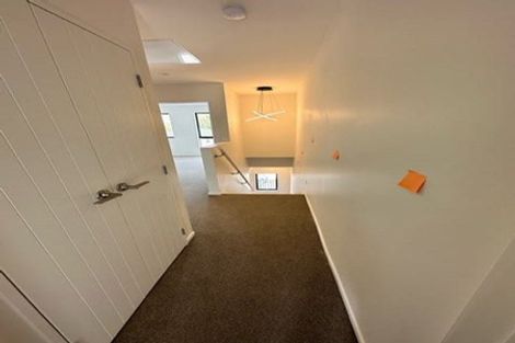 Photo of property in 6/26 Springvale Drive, Fairview Heights, Auckland, 0632