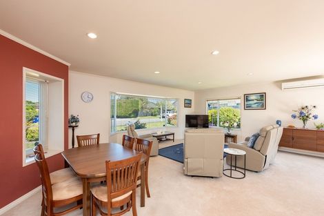 Photo of property in 11 Beach Haven Place, Paraparaumu Beach, Paraparaumu, 5032