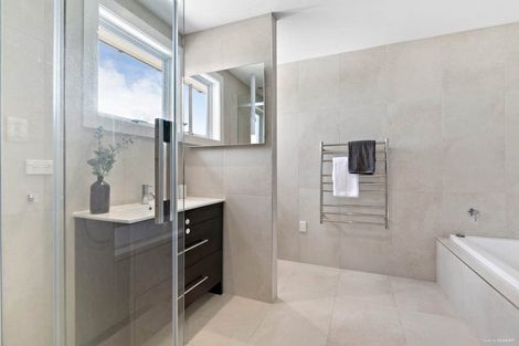 Photo of property in 1003 Whangaparaoa Road, Tindalls Beach, Whangaparaoa, 0930