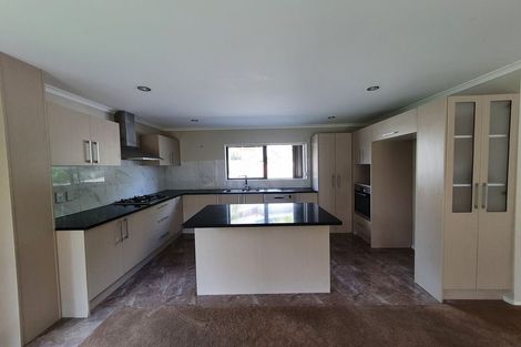 Photo of property in 813 Te Atatu Road, Te Atatu Peninsula, Auckland, 0610