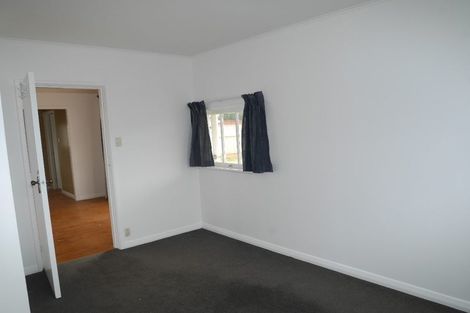 Photo of property in 17 Hemara Street, Waikanae Beach, Waikanae, 5036