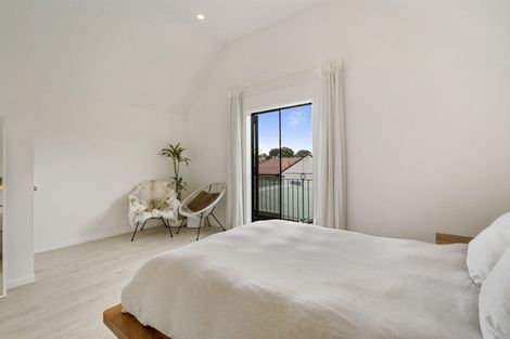 Photo of property in 3/52 Taharoto Road, Takapuna, Auckland, 0622