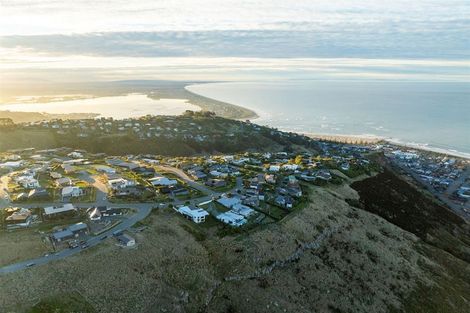 Photo of property in 1 Oxenhope Road, Richmond Hill, Christchurch, 8081