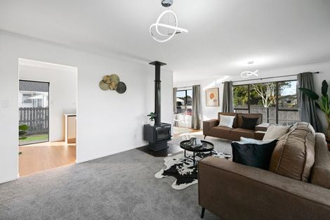 Photo of property in 19 Elmwood Crescent, Pukete, Hamilton, 3200