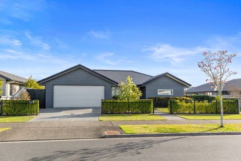 Photo of property in 97 Puhirake Crescent, Pyes Pa, Tauranga, 3112