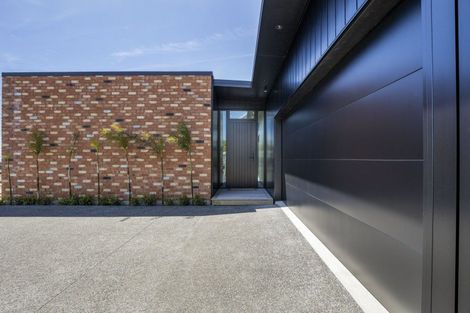 Photo of property in 51 Fernbrook Drive, Hurworth, New Plymouth, 4310