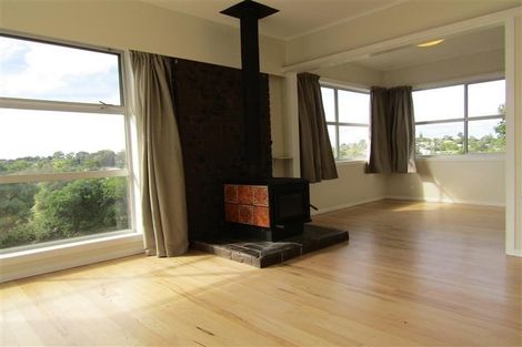 Photo of property in 138 Glamorgan Drive, Torbay, Auckland, 0630