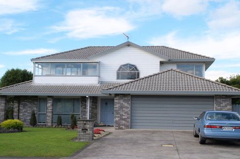 Photo of property in 9 Pajaro Place, Golflands, Auckland, 2013